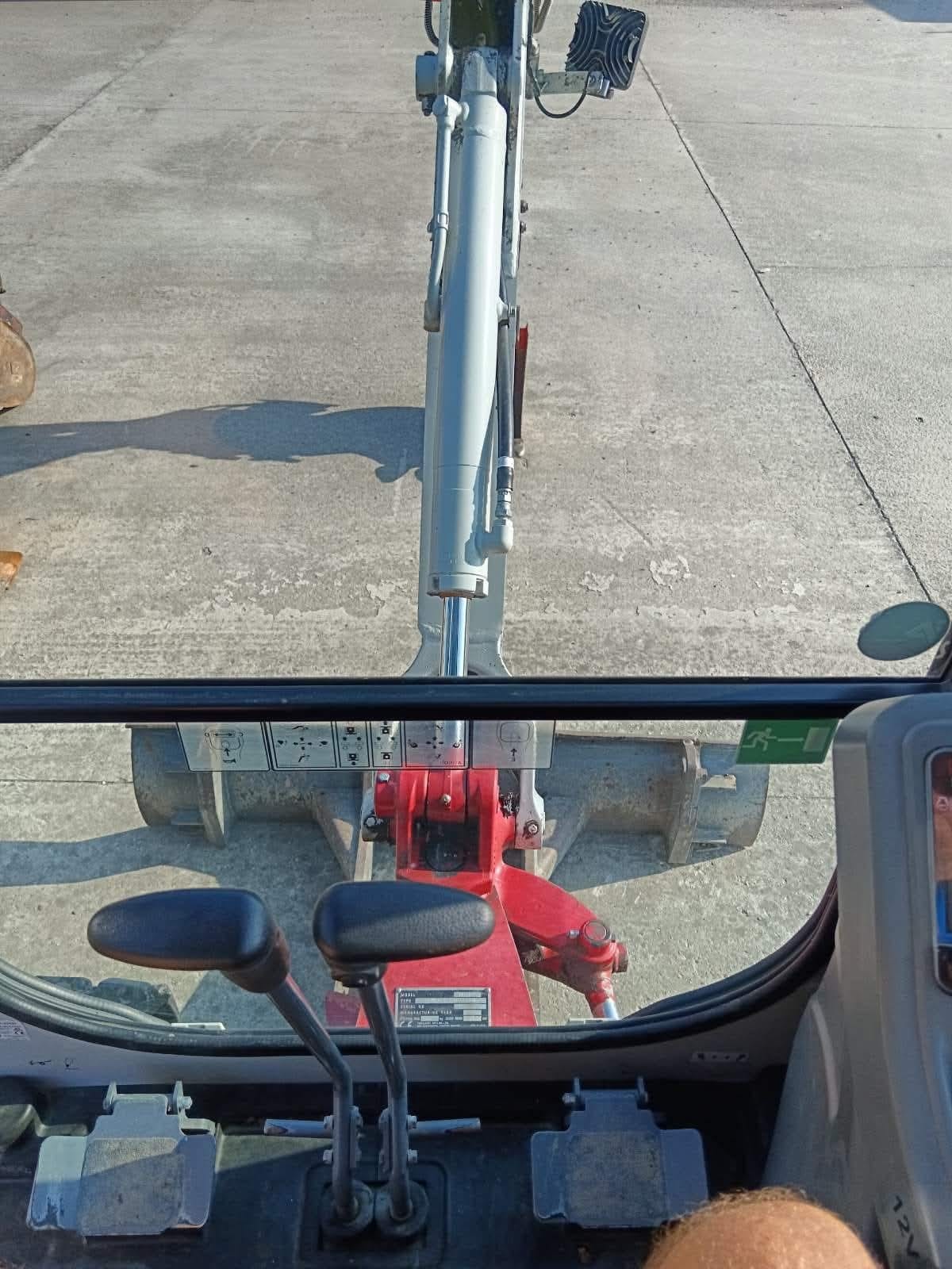 Takeuchi TB216 - Kép 8