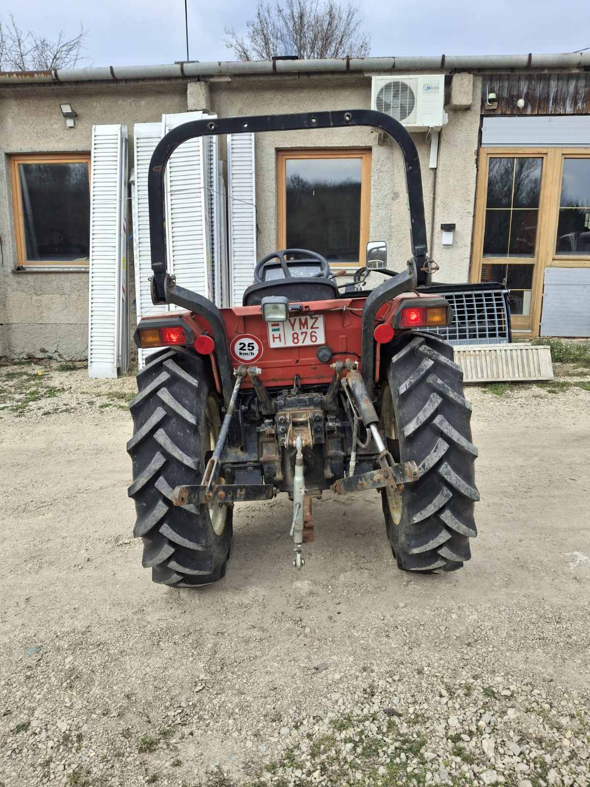 Rendszámos Mitsubitsi MT265 traktor - Kép 4