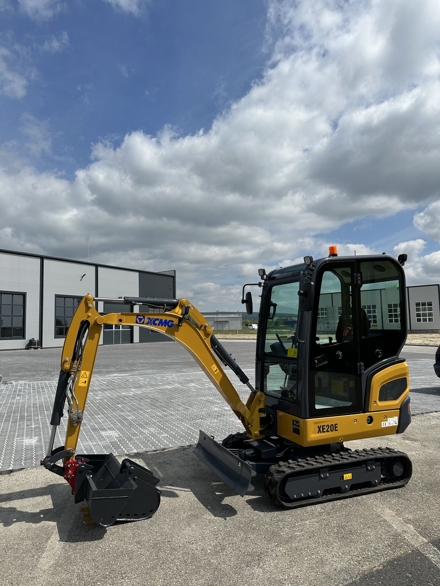 XCMG XE20E - Kép 2